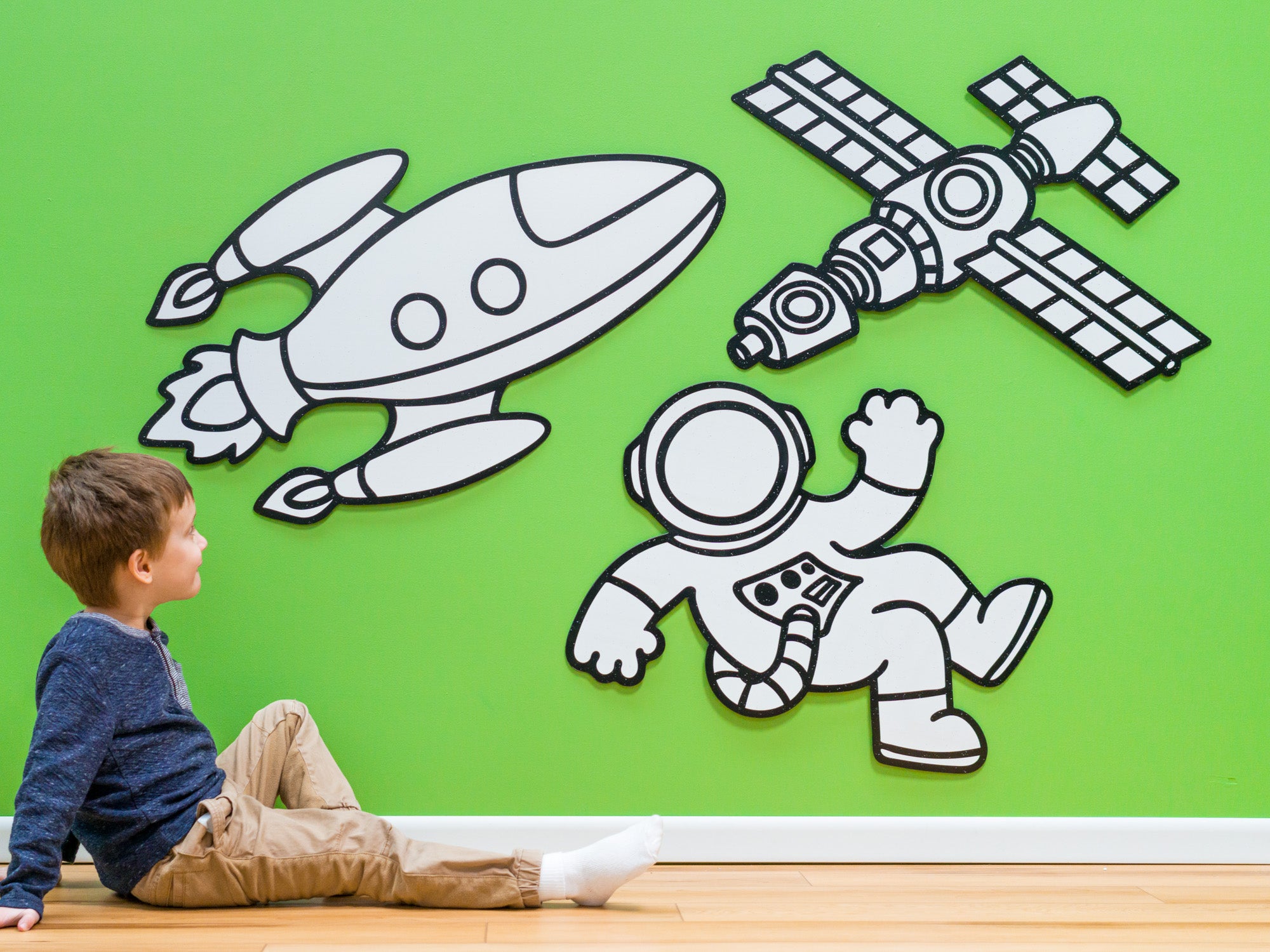 https://doodleface.com/cdn/shop/products/doodleface_kids-wall-decor_color-it_outer-space-astronaut-rocket-ship-set_boy-girl-kids-nursery_S18L.jpg?v=1658867148